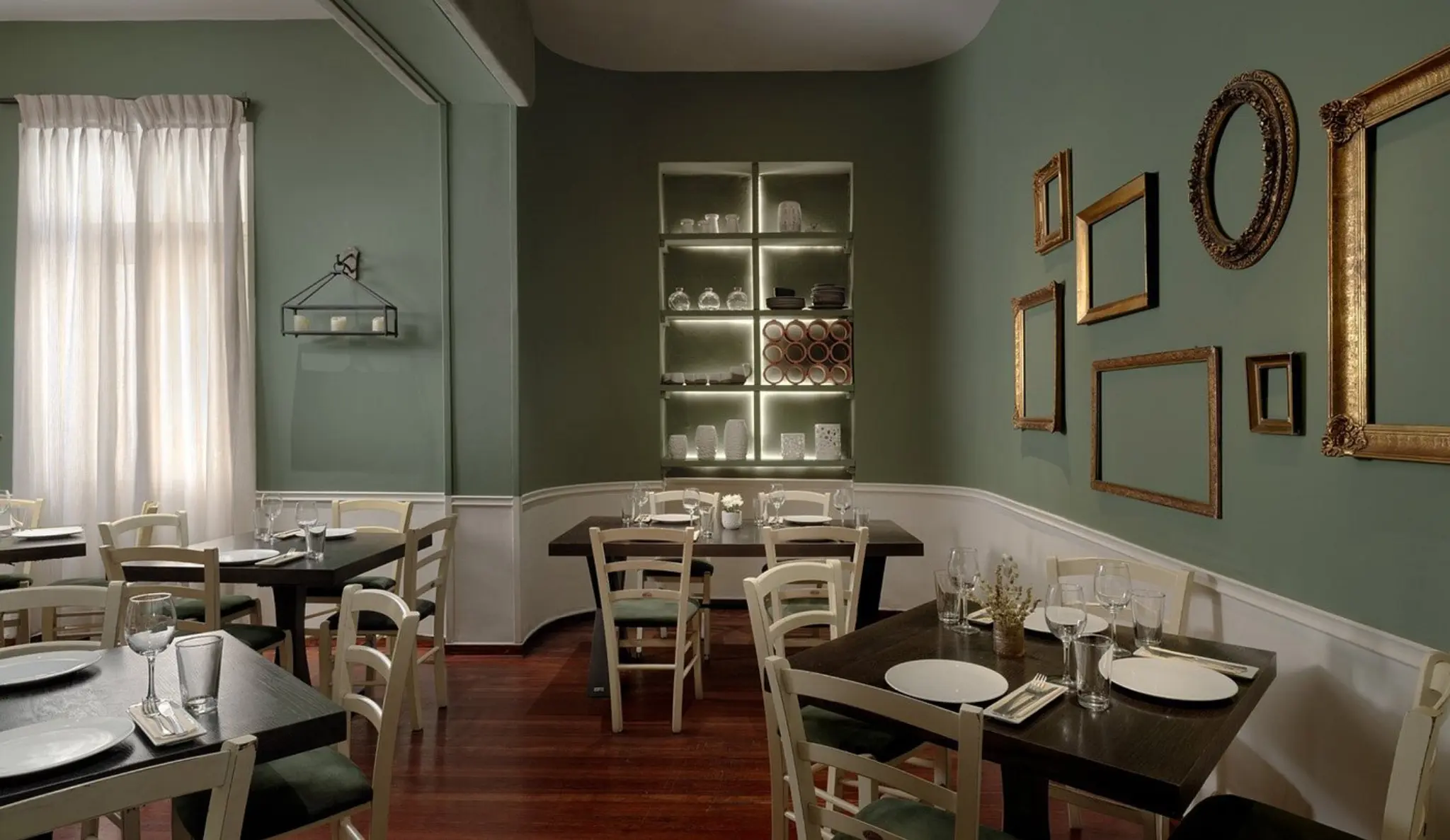 Mani Mani Restaurant